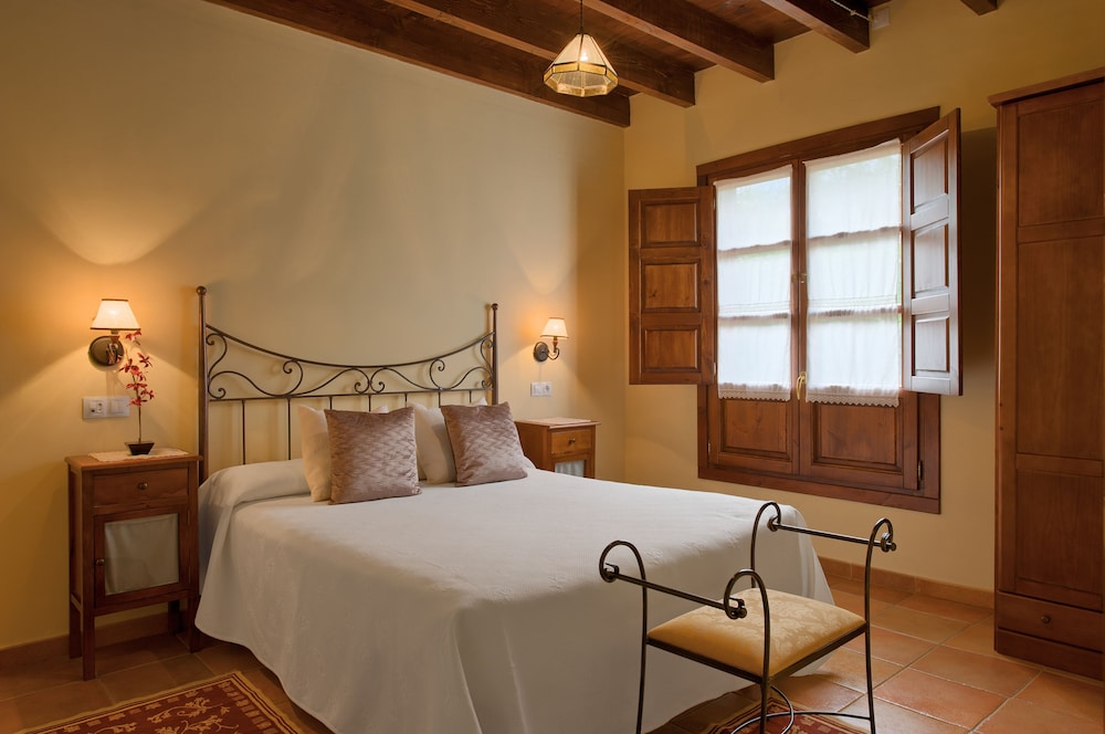 Apartment, 3 Bedrooms, Terrace, Garden View