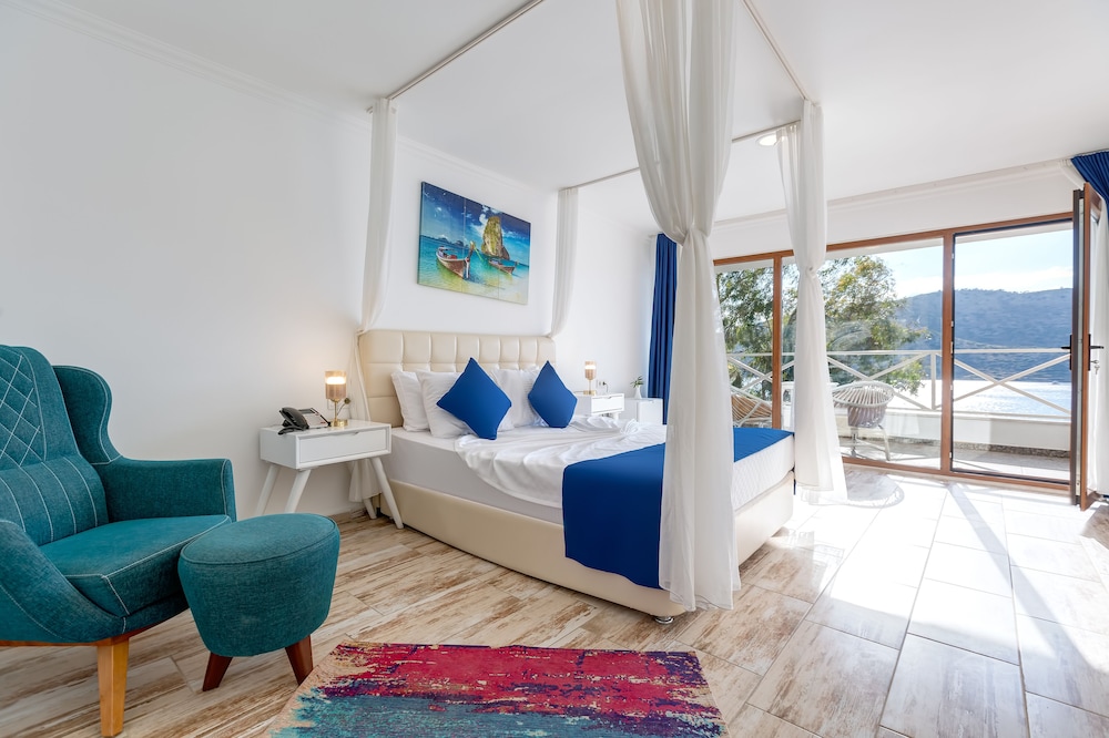 Superior Room, Balcony, Sea View