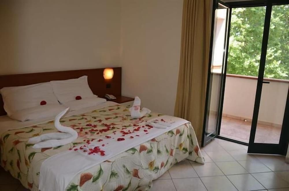 Quadruple Room photo 2