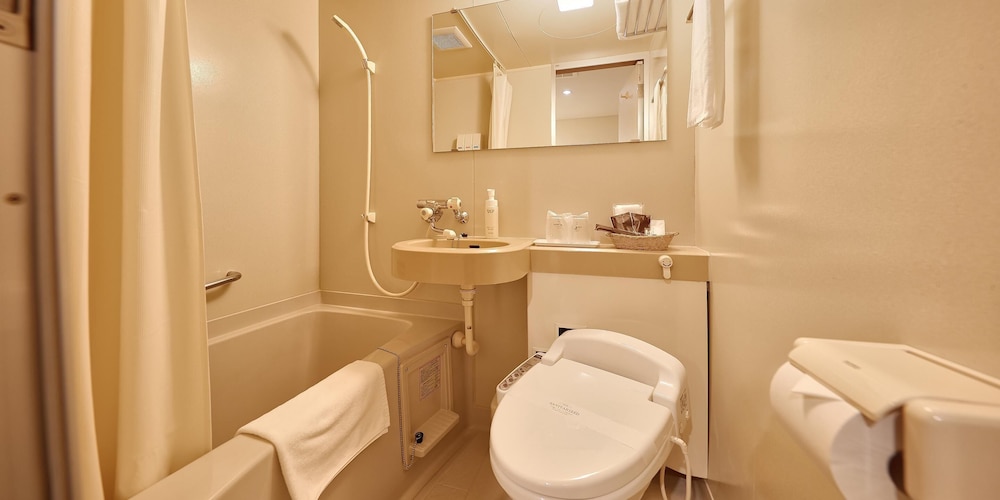 Twin Room, 2 Double Beds, Smoking - Photo 5