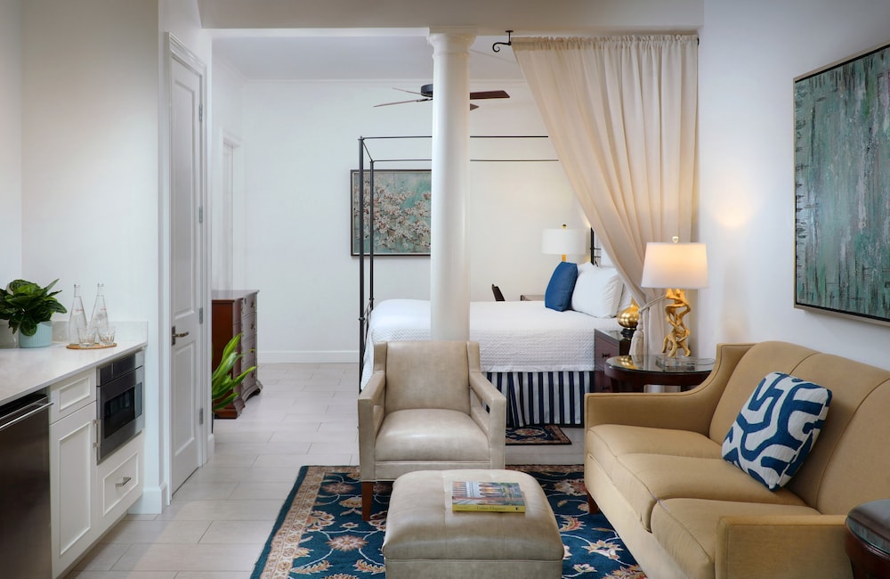 414 Bahama Suite photo 3