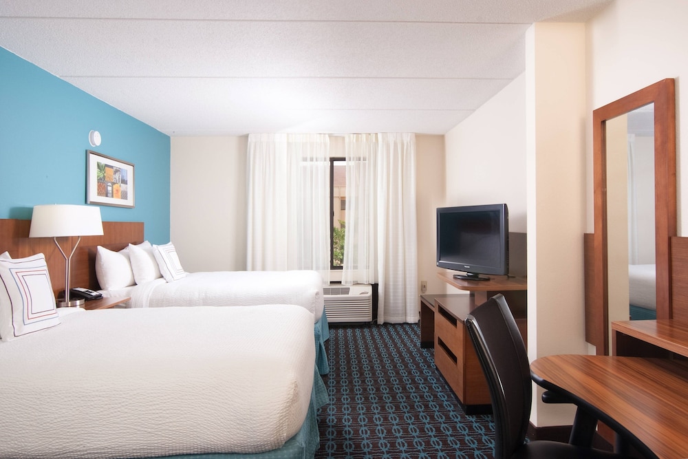 Room, 2 Double Beds (Mobility/Hearing Accessible, Tub) - Photo 3