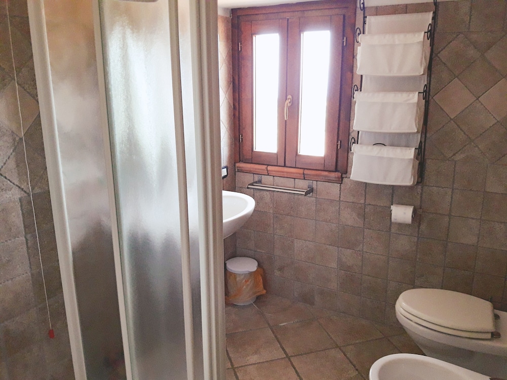 Comfort Double Room, Private Bathroom (Camera Amalfi) photo 2