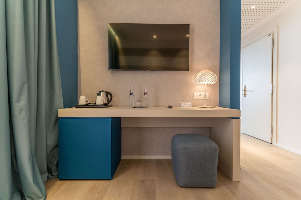 Junior Studio Suite photo 2