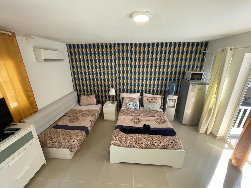 Deluxe Apartment, Multiple Beds, Pool View
