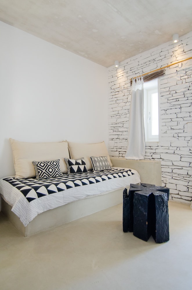 Junior Suite, Partial Sea View photo 3