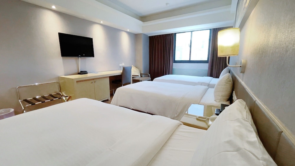Triple Room, 3 Twin Beds photo 3
