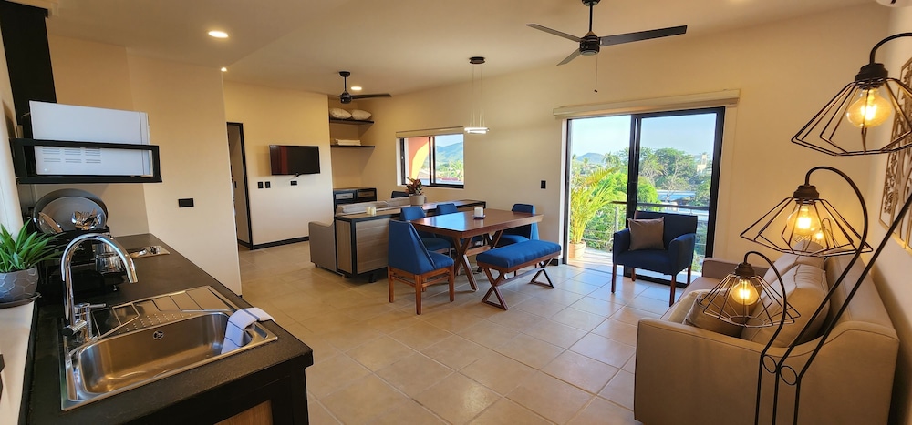 Family Room - Photo 1