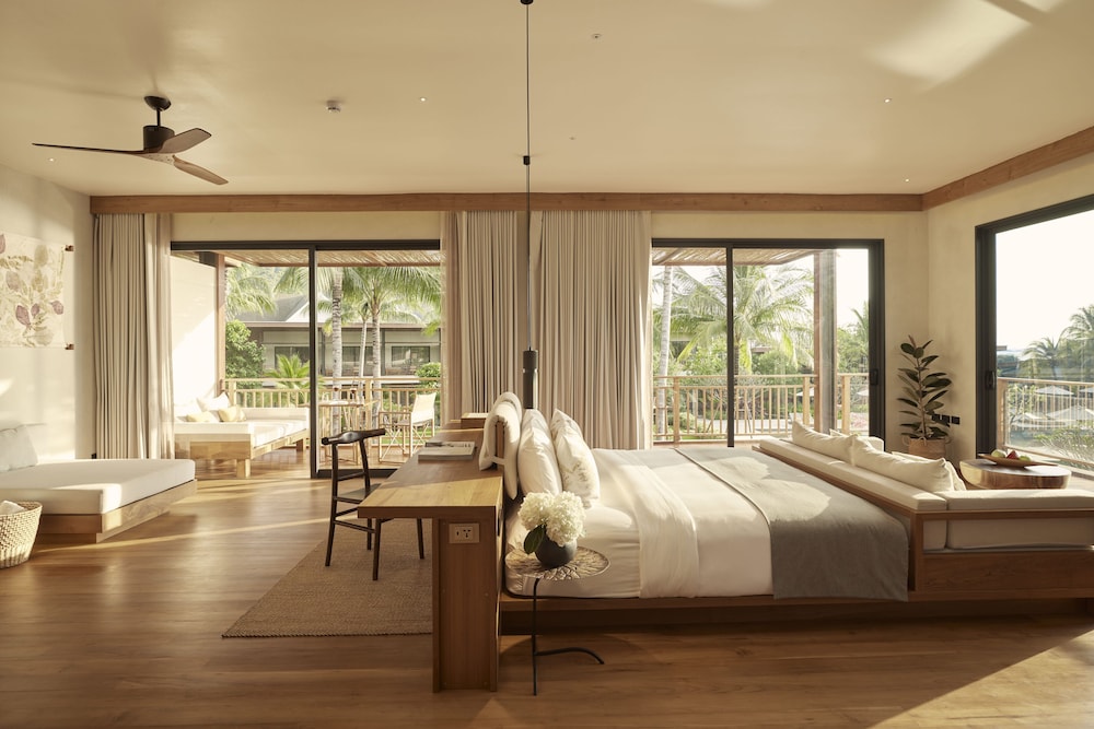Suite, Ocean View