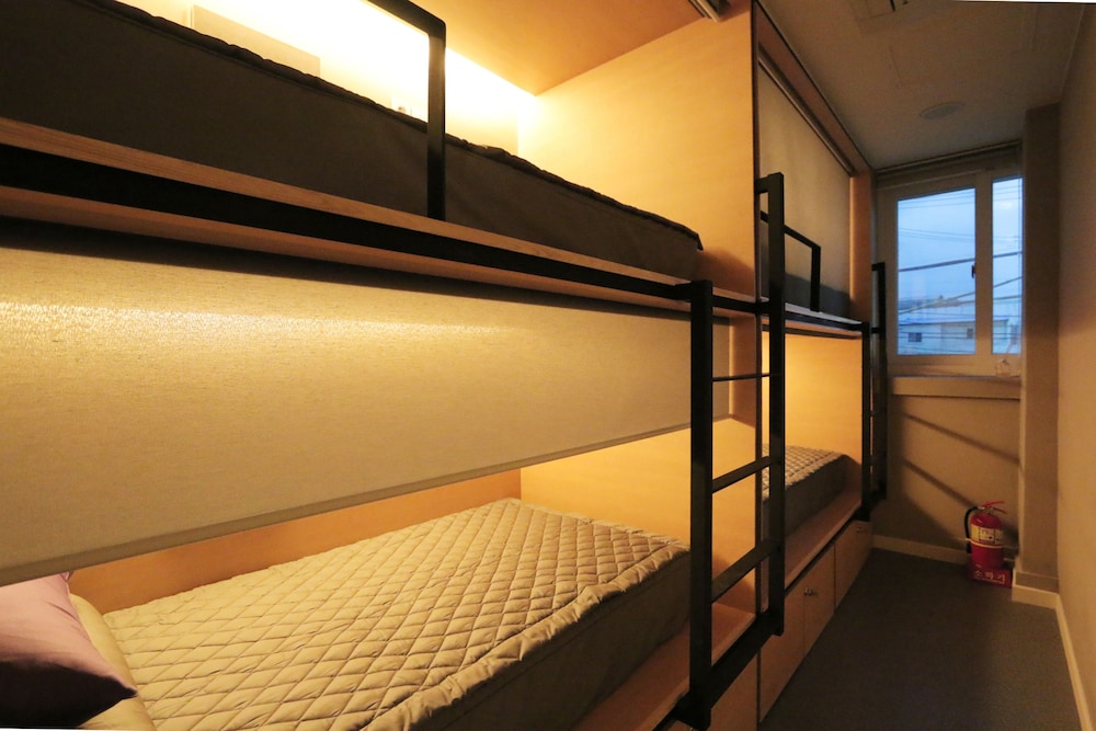 Shared Dormitory, Men only (4 persons) photo 3