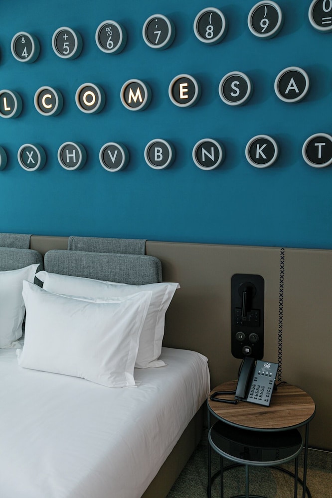 Basic Double Room, Non Smoking (THE URBAN QU'IN23)