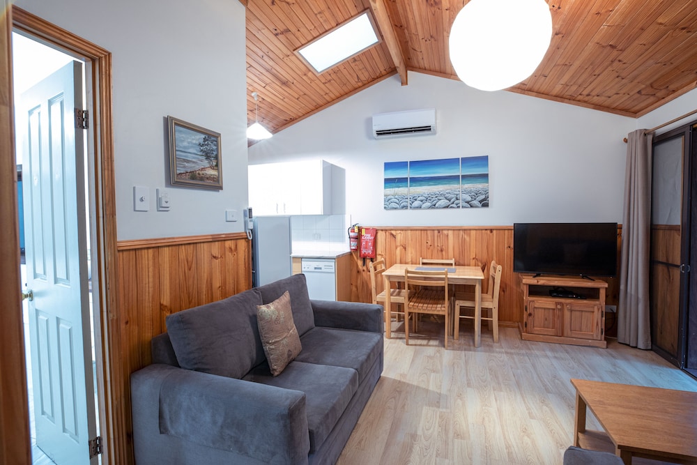 Eco Spa Cottage