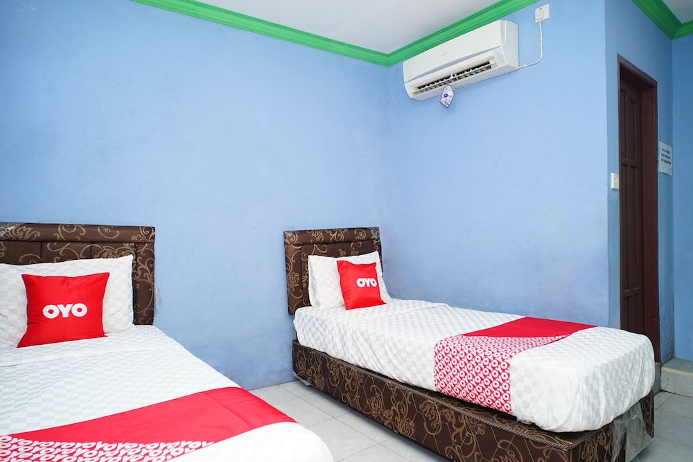 Deluxe Twin Room photo 3