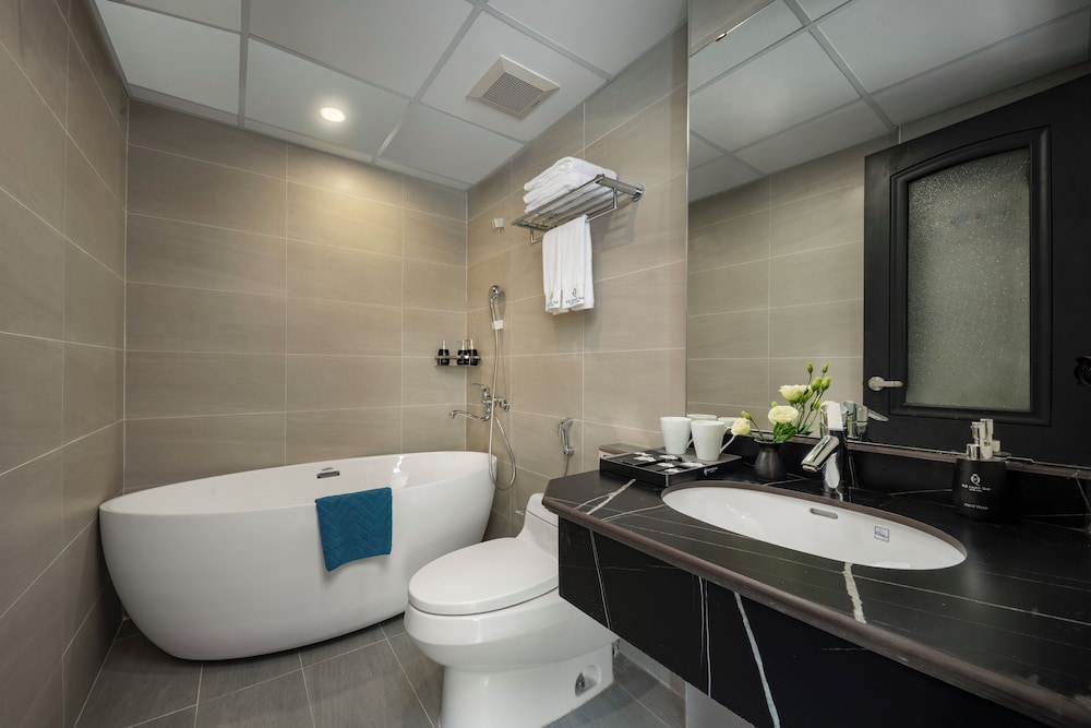 Executive Double or Twin Room, City View photo 3