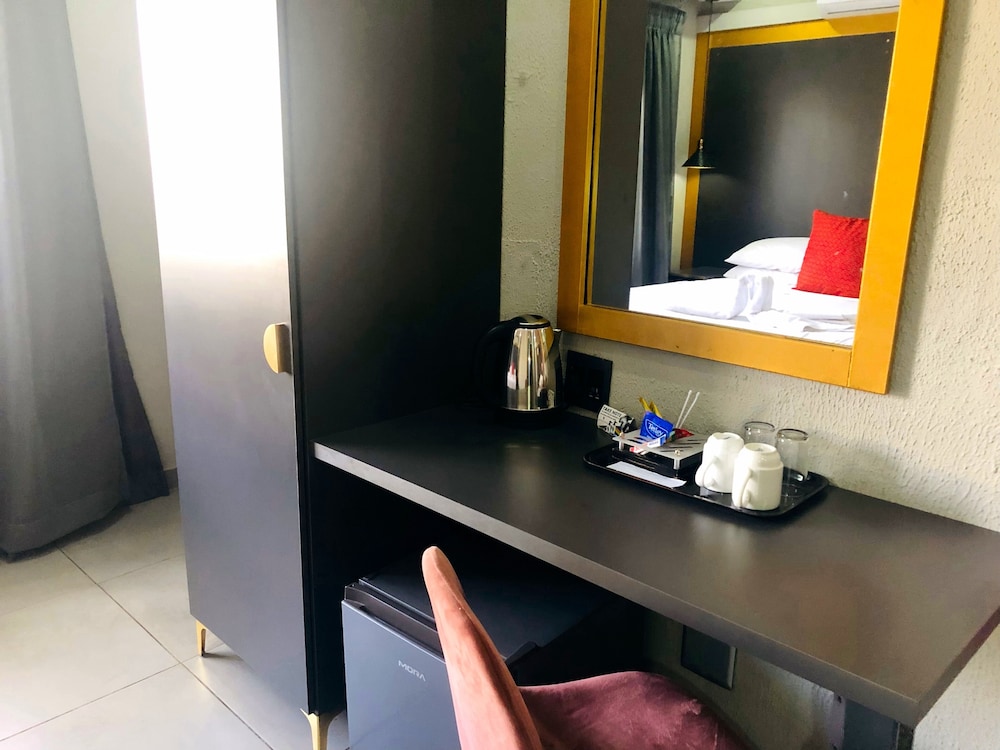 Standard Double Room, 1 Double Bed - Photo 6