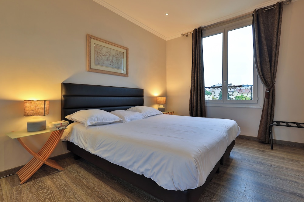 Apartment - Photo 8