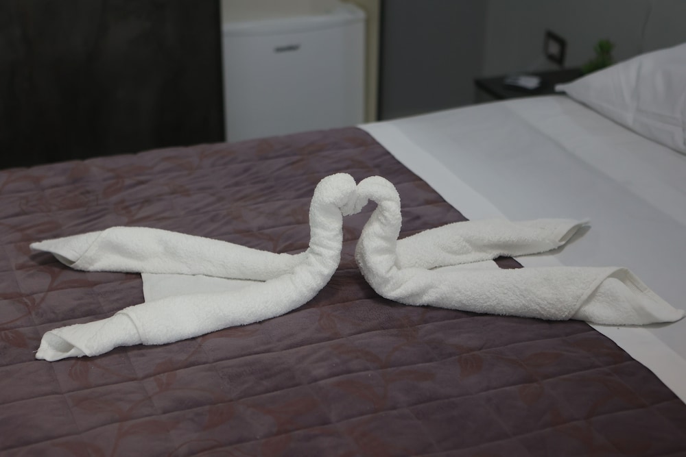 Standard Room, 1 Queen Bed, Private Bathroom photo 1