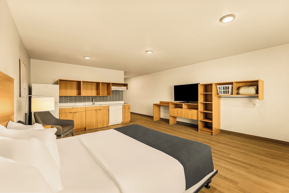 LivAway Suites Portland-Scarborough, Photo 5