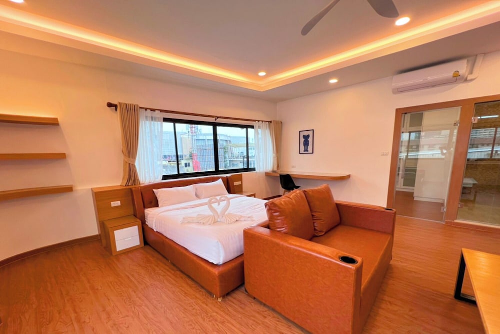 Family Penthouse - Photo 5
