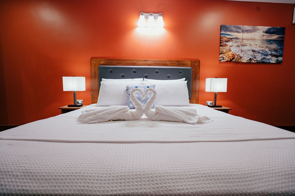 Standard Room, 1 King Bed