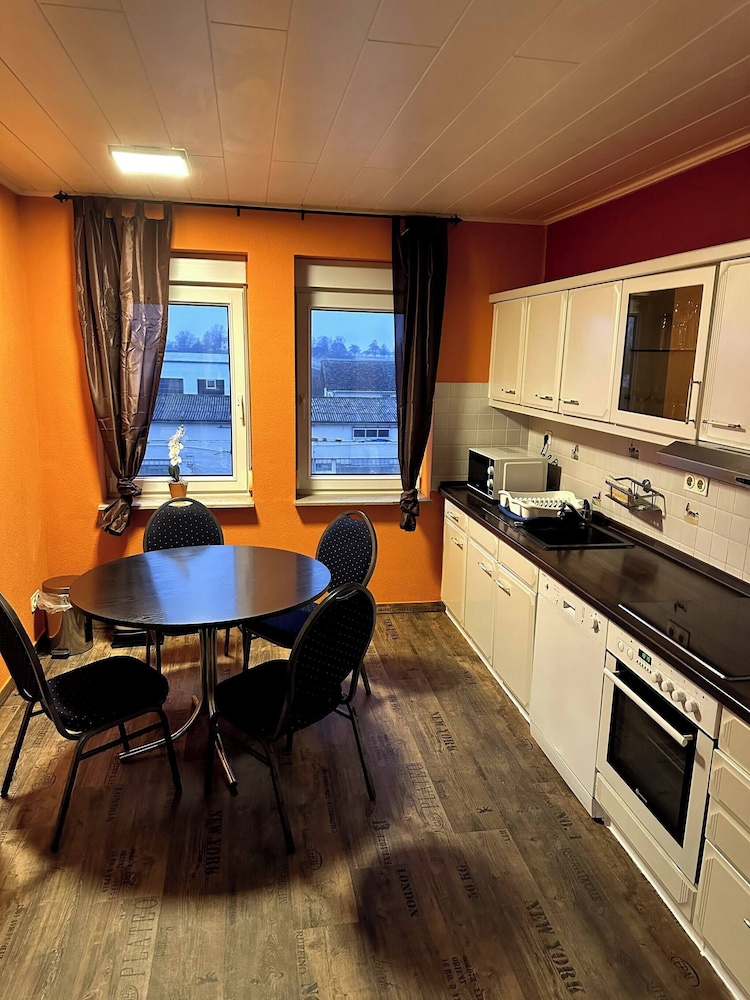Apartment, 2 Bedrooms, Smoking