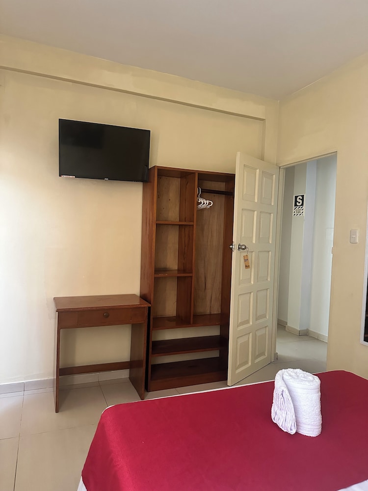 Standard Double or Twin Room photo 1