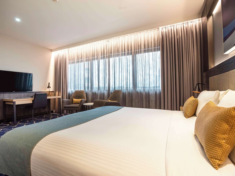 Superior Room, 1 King Bed (Spa) - Photo 4