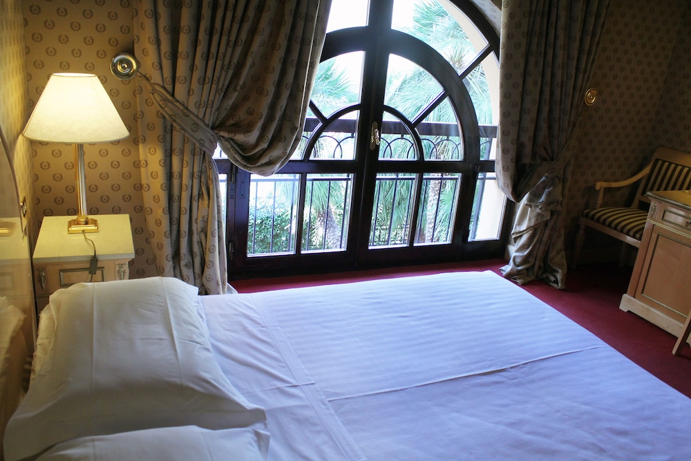 Classic Room - Photo 2