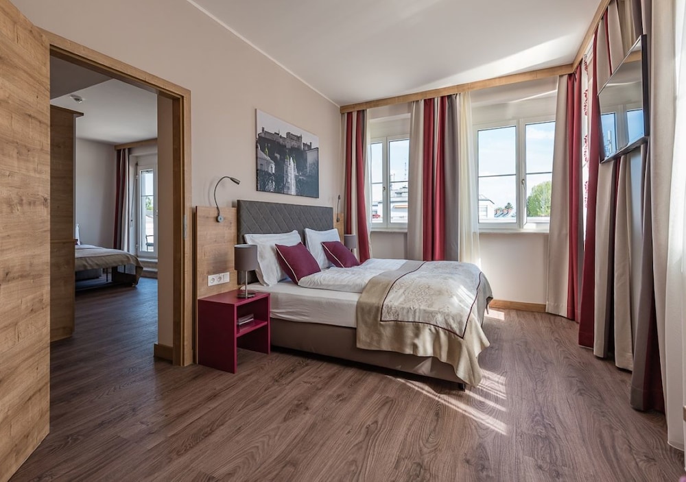 Max70 Apartment photo 1