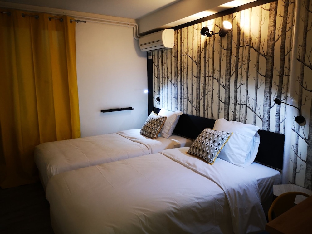Deluxe Twin Room photo 2