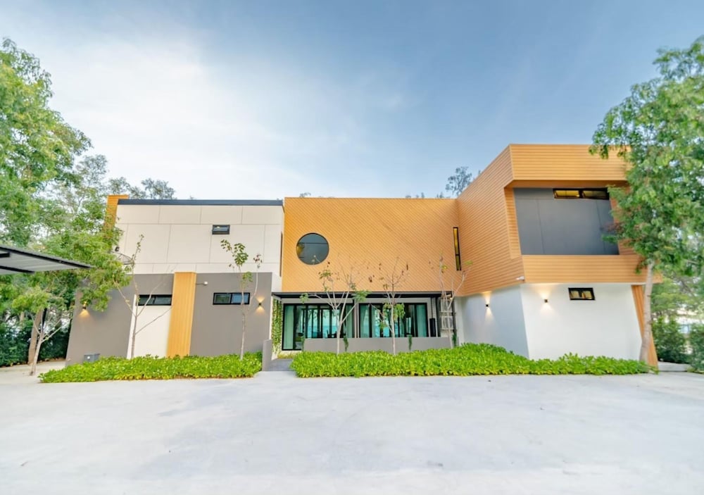 Presidential Villa, 4 Bedrooms, Beachfront - Photo 18