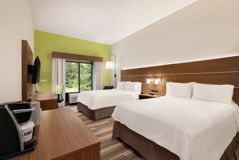 Standard Room, 2 Queen Beds, Accessible (Communication, Accessible Tub) - Photo 1