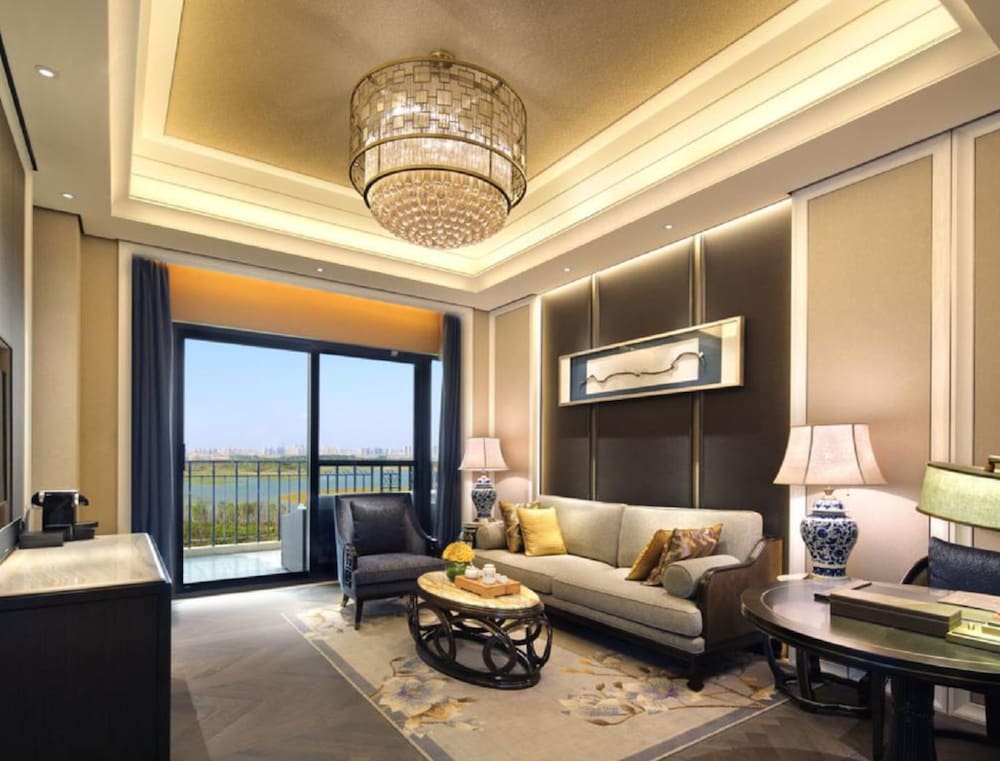 Executive Suite photo 1