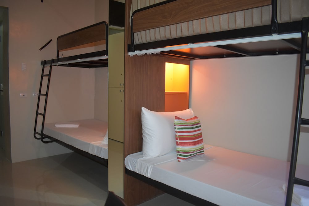 Economy Twin Room - Photo 1
