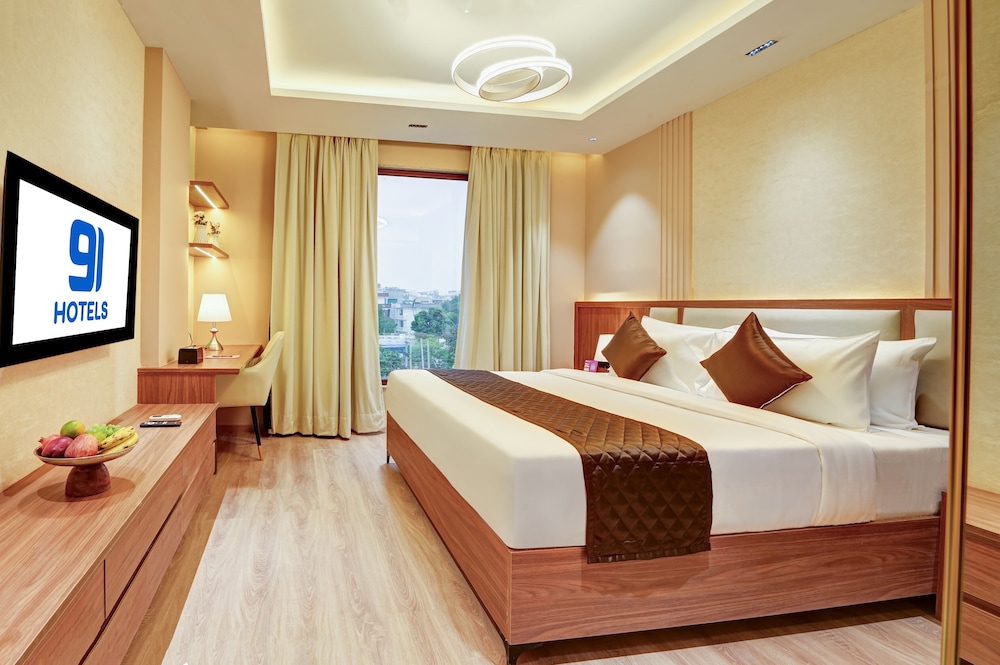 Family Suite, City View