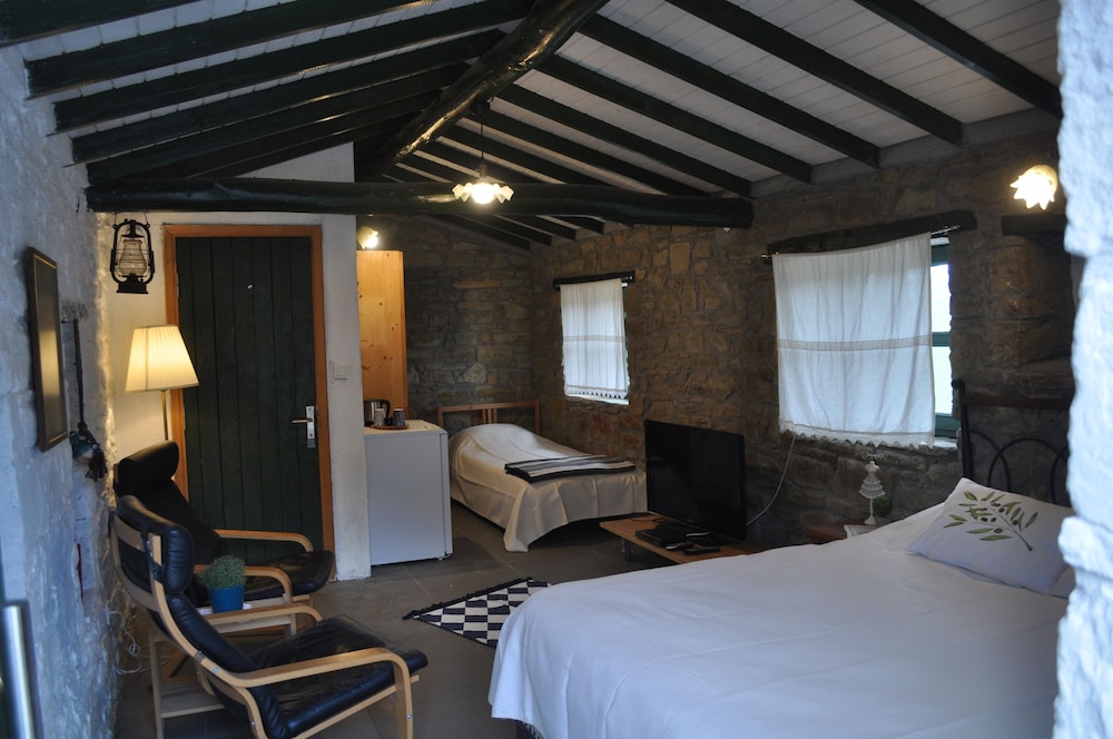Standard Triple Room photo 1