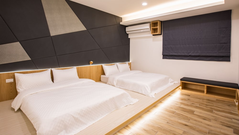 Japanese Quadruple Room photo 2