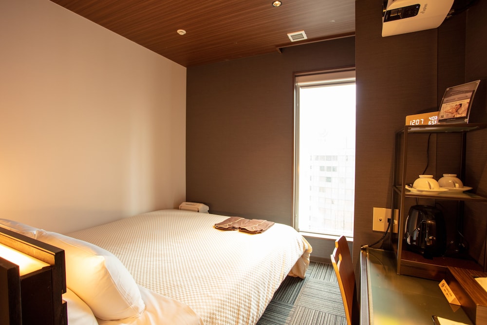 Queen Room photo 1