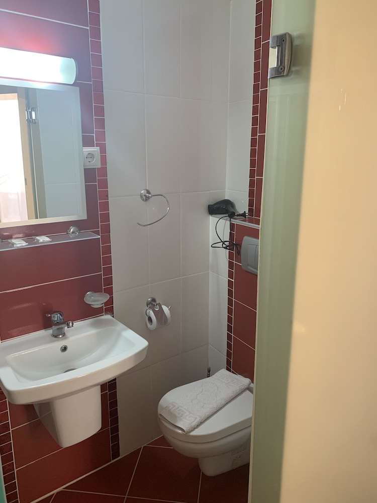 Standard Twin Room photo 2