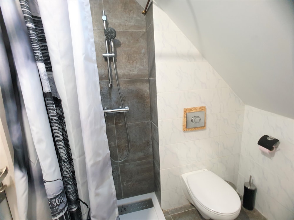 Comfort Apartment, 2 Bathrooms, City View photo 2