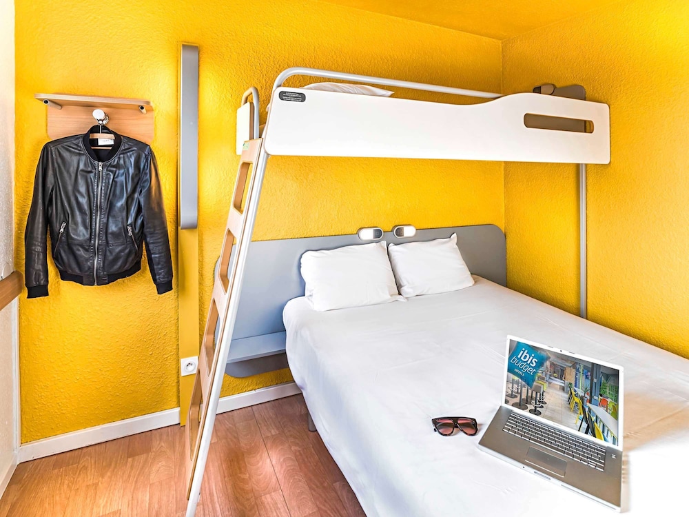 Triple Room, Multiple Beds - Photo 5