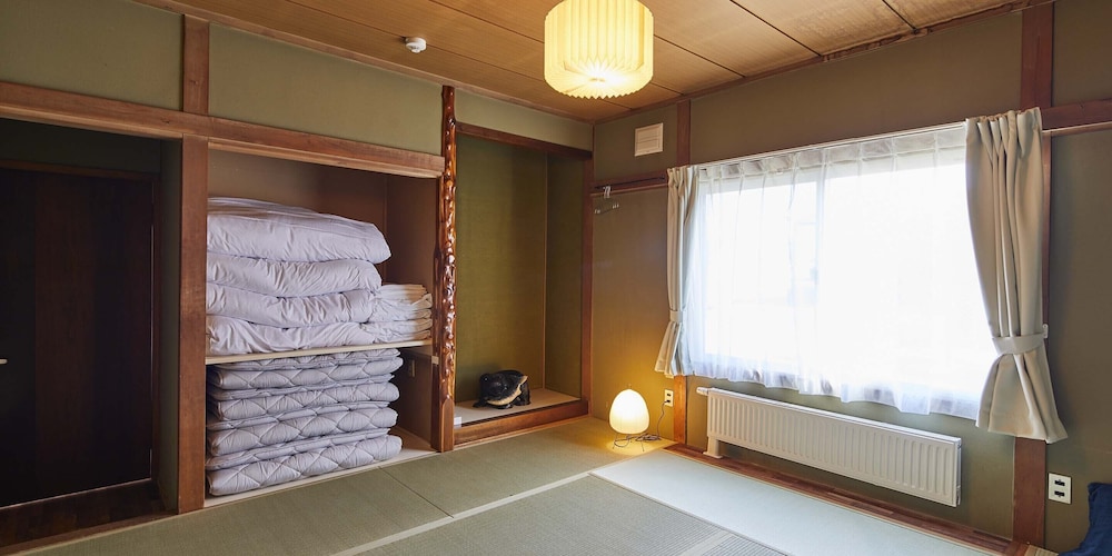 Japanese Tatami style room, Non Smoking - Photo 16