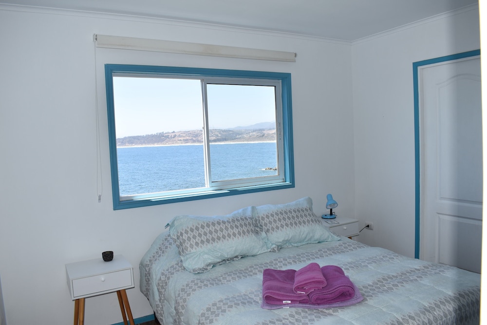 Superior Room, 1 Queen Bed, Hot Tub, Sea View