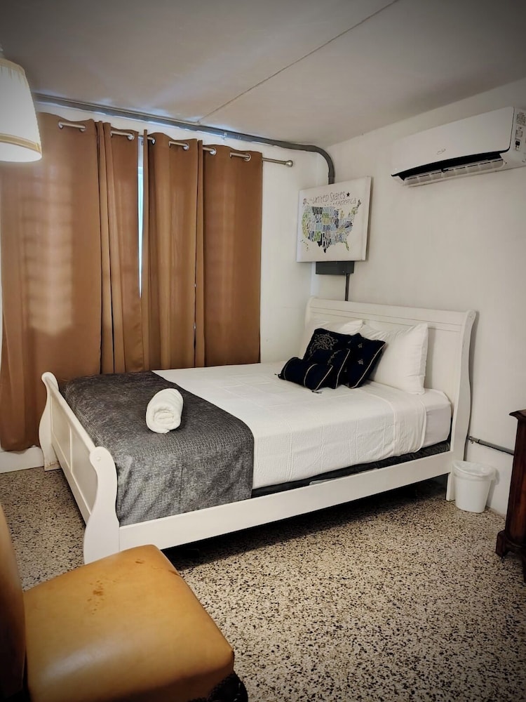 Junior Apartment, 3 Bedrooms (A3) photo 1