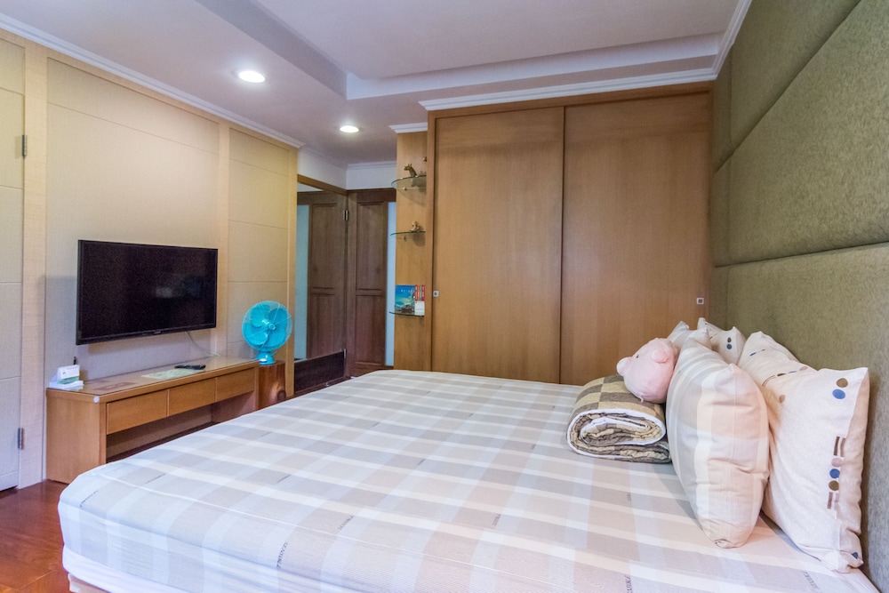 Standard Double Room, 1 Queen Bed