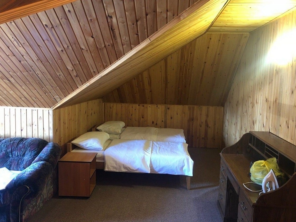 Economy Shared Dormitory, Men only (4 beds) photo 2