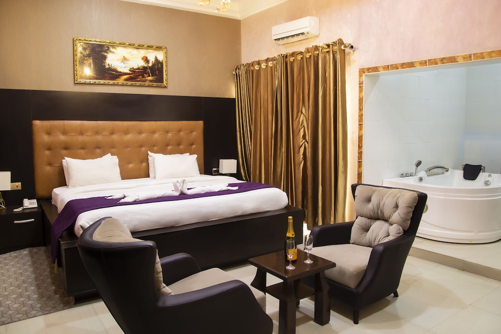 Presidential Suite