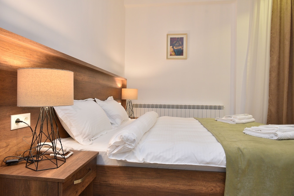 Standard Double Room, Mountain View photo 3