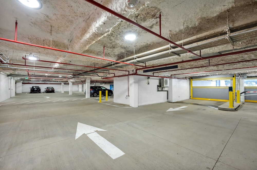 High-Rise Apt Raleigh Free Parking & Sunset View 2, Bilde 63