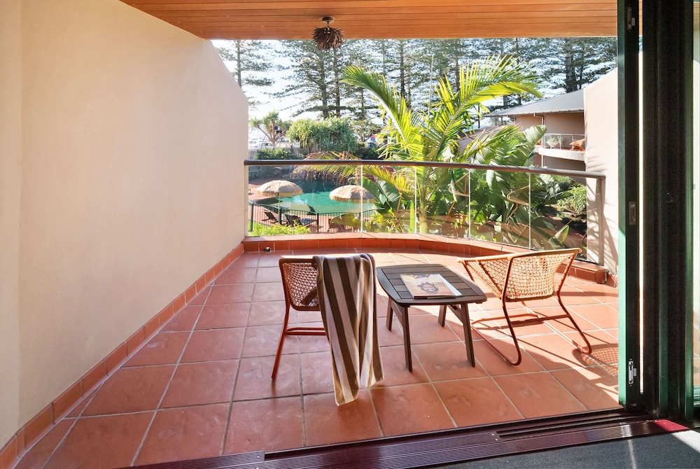 Classic Beach Balcony Suite